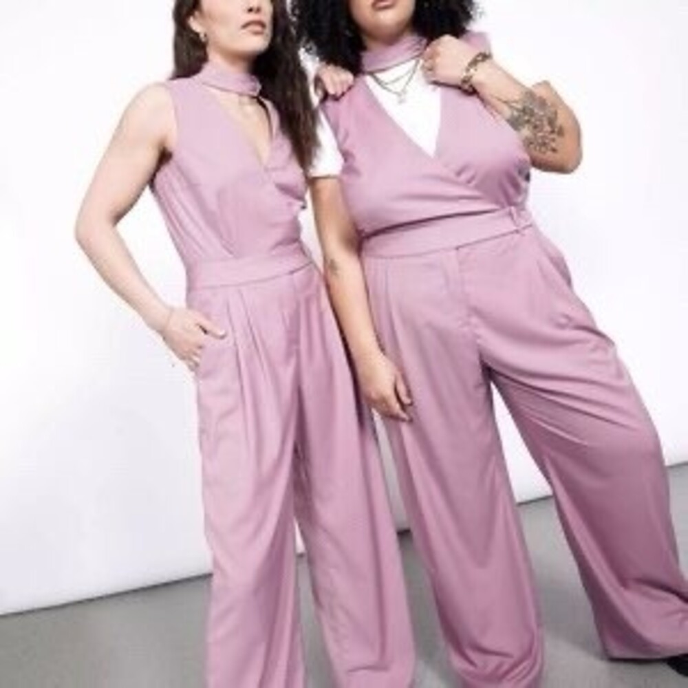 Wildfang Empower Jumpsuit Womens Mauve Lavender Sleeveless V-Neck